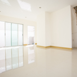 垃圾清運，免動手1次清空-台中廢棄物清運推薦